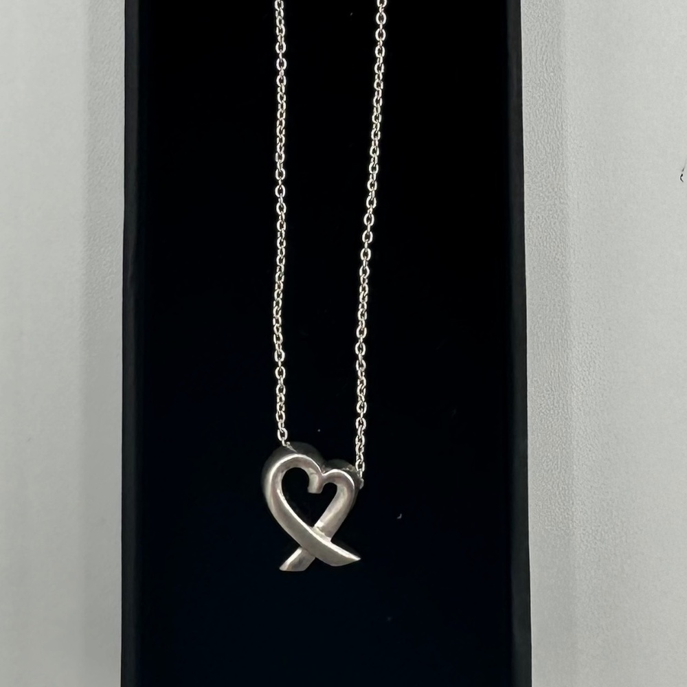 TIFFANY & CO. Paloma Picasso Loving Heart Pendant Necklace